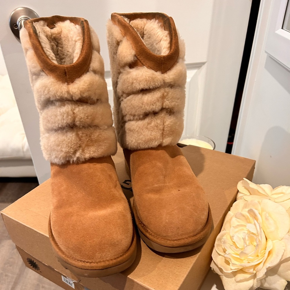 Ugg Boots - Chestnut Color